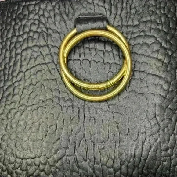 NWT Vince Camuto Livy Tote w/ Duster Soft Genuine Leather gorgeous gold accents - Picture 2 of 10